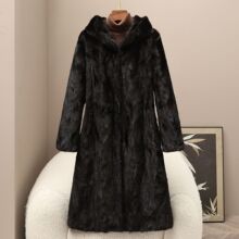 憨厚皇后2025冬季新款水貂皮草外套女式气质长款连帽拼貂裘皮大衣