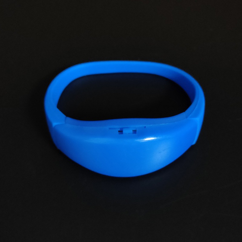 Suministro LED luminoso pulsera de silicona deportes al aire libre noche corriendo Flash pulsera de control de voz correa de muñeca imprimible