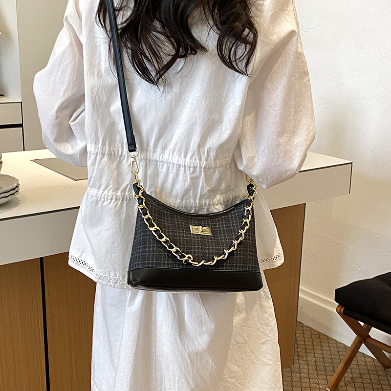 Nicho de tendencia bolso de cadena para mujeres 2026 nuevo estilo coreano bolso de brazo a cuadros, moda versátil bolso de hombro de moda