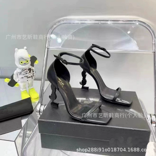 2024 new one word with high heels female poplar forest, the same side letters and sexy ultra -high heels of European and American high -heeled sandals
