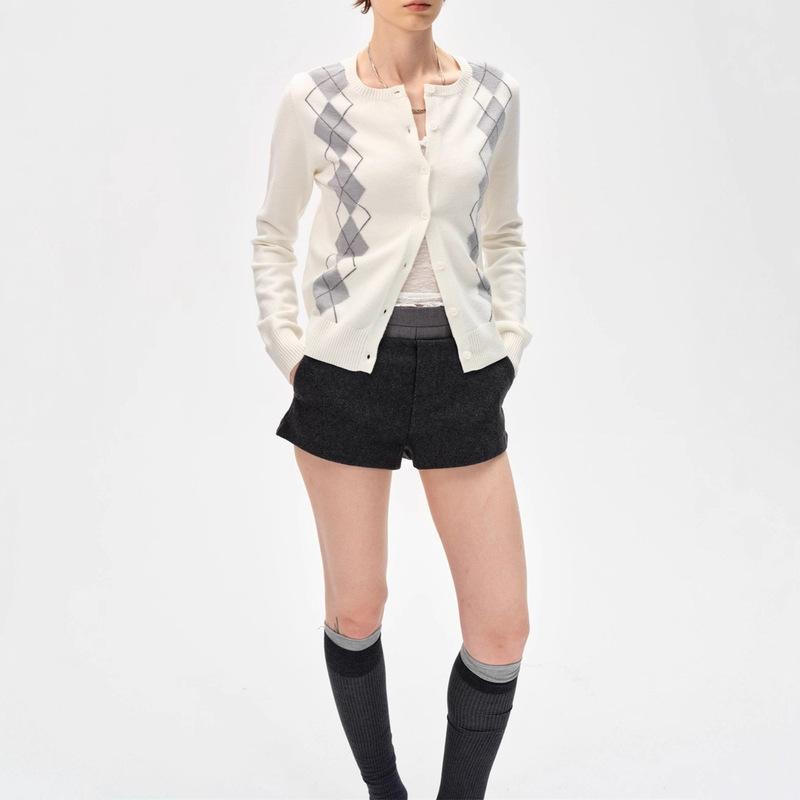 Diamond-Shaped Gleiser Sheep Wool Skin-Friendly Soft Warm Knitted Sweater Cardigan Top for Women