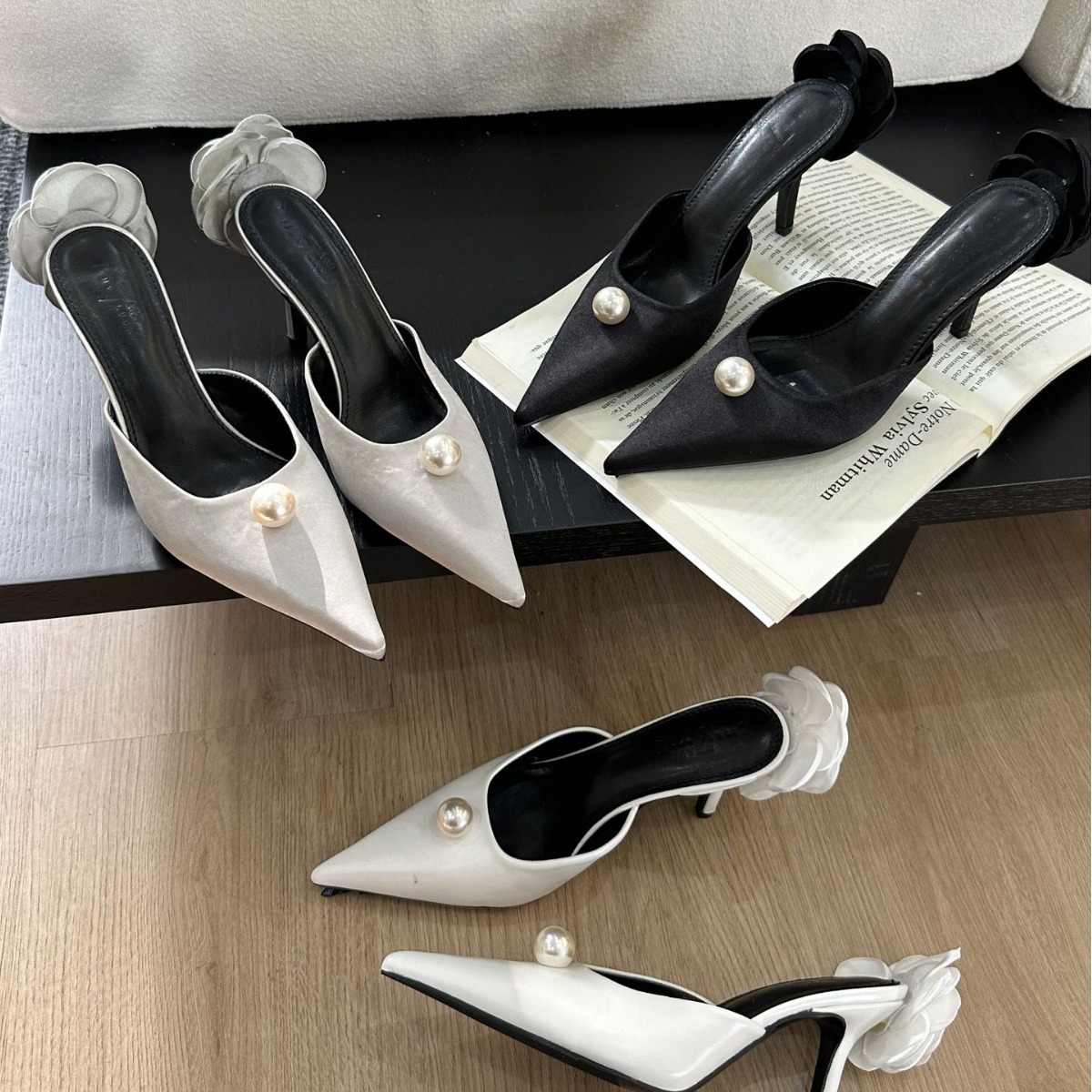 2024 Vår- och höstsäsong Nya små doftande vindtunn klack ihålig vatten diamantspets enkla arbetshöga klackar_voghion.com