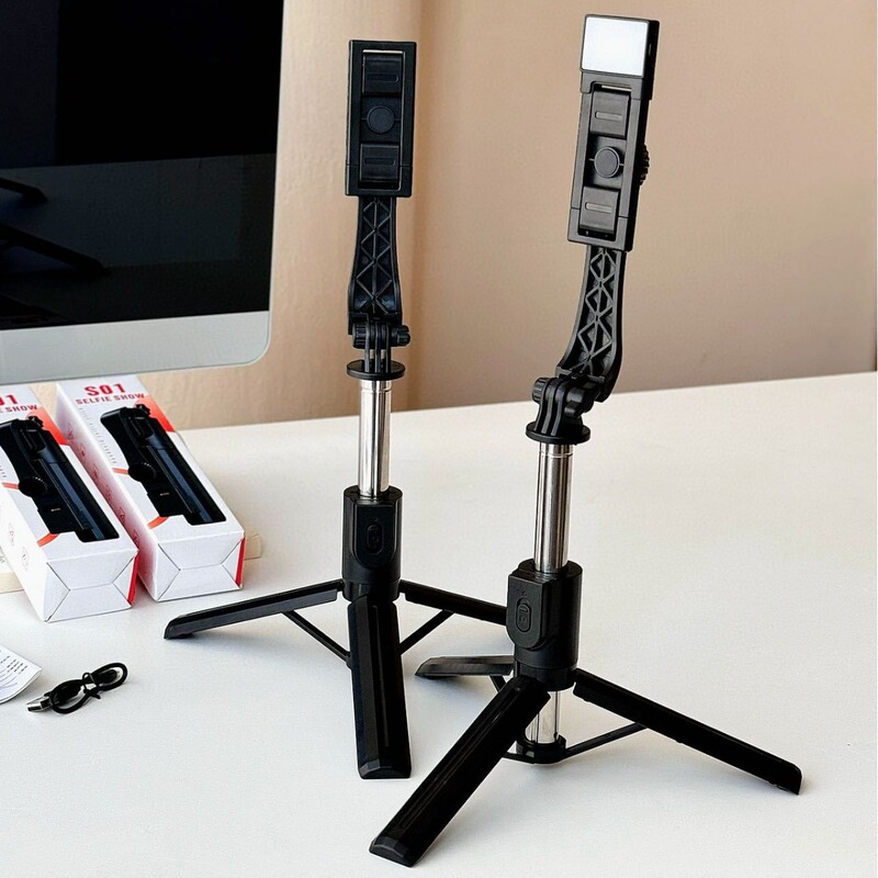 Mobile Phone Selfie Stick Bracket Anti-Shake Portable All-In-One Bluetooth Remote Control Fill Light Live Broadcast Retractable Mobile Phone Bracket