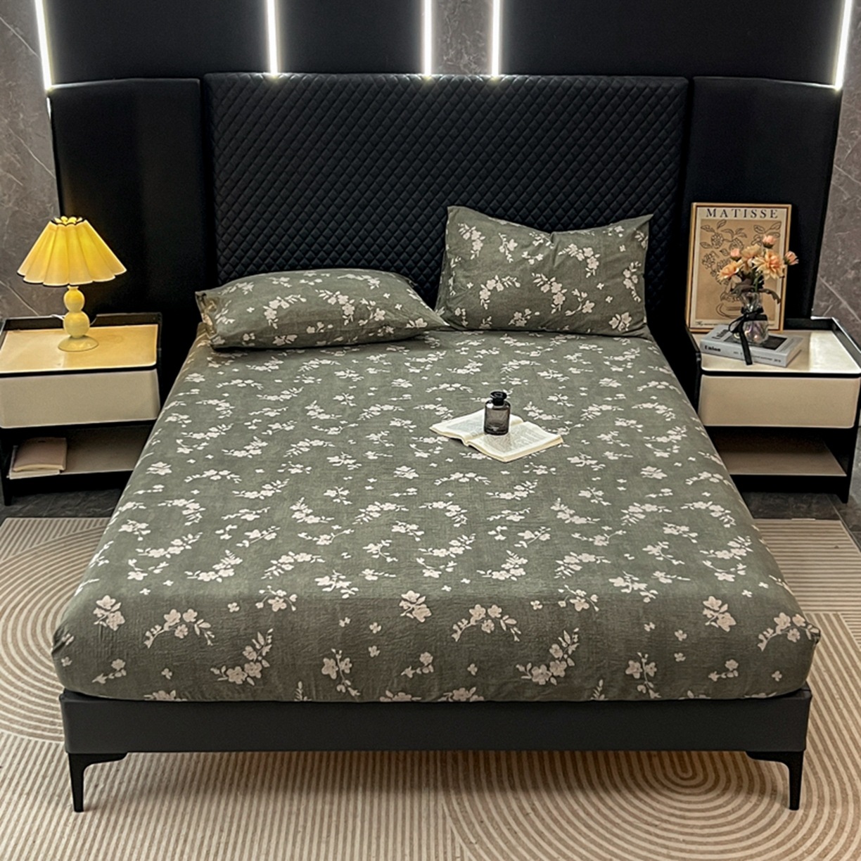 2025 original cama de cama de piel de cama Kasasa moderna simple estilo de vida de tres piezas cama de dormitorio de tres piezas cama de cubierta