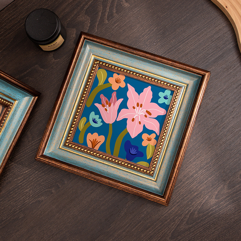 Vintage Photo Frame Display Stand, American-Style Photo Frame for Wall Hanging, Large Picture Frame, 67810inch Oil Painting Frame with a High-End Feel, Oil Painting Core