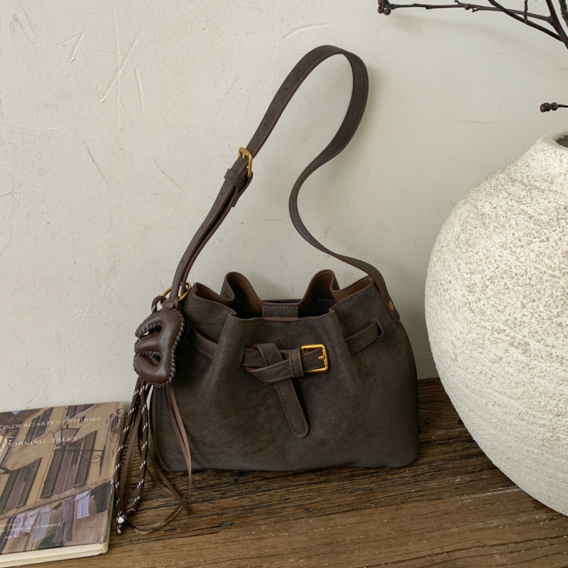 Niche Retro Market Basket Tote Bag For Women 2025 New Suede Brown Bucket Bag Shoulder Crossbody Cloud Bag