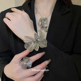 ���U�ջ������K�����b�W���͹Ś��|�i����p�ݸ߼��������l