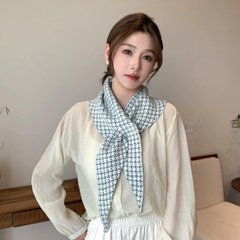 Knitted winter warm scarf, high-quality style
