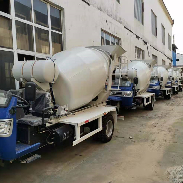 长5米宽1.7米高2.3米三轮混凝土搅拌运输车 黄山轻量化微型商混车