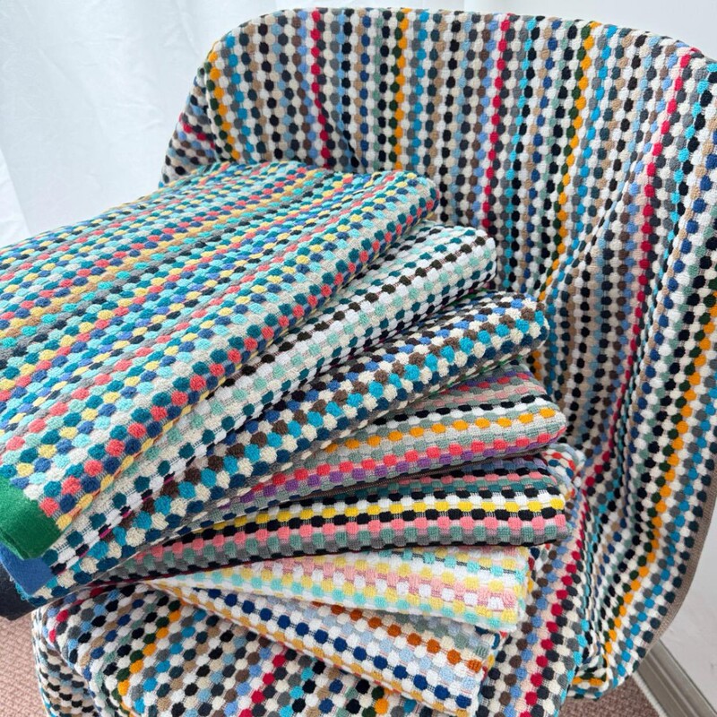 American-Style Dopamine Wave Dot Bath Towel, Vibrant Summer Beach Towel, All-Cotton Colorful Striped Soft Large Bath Towel, Absorbent American-Style Dopamine Wave Dot Bath Towel, Vibrant Summer Beach Towel, All-Cotton Colorful Striped Soft Large Bath Towel, Absorbent