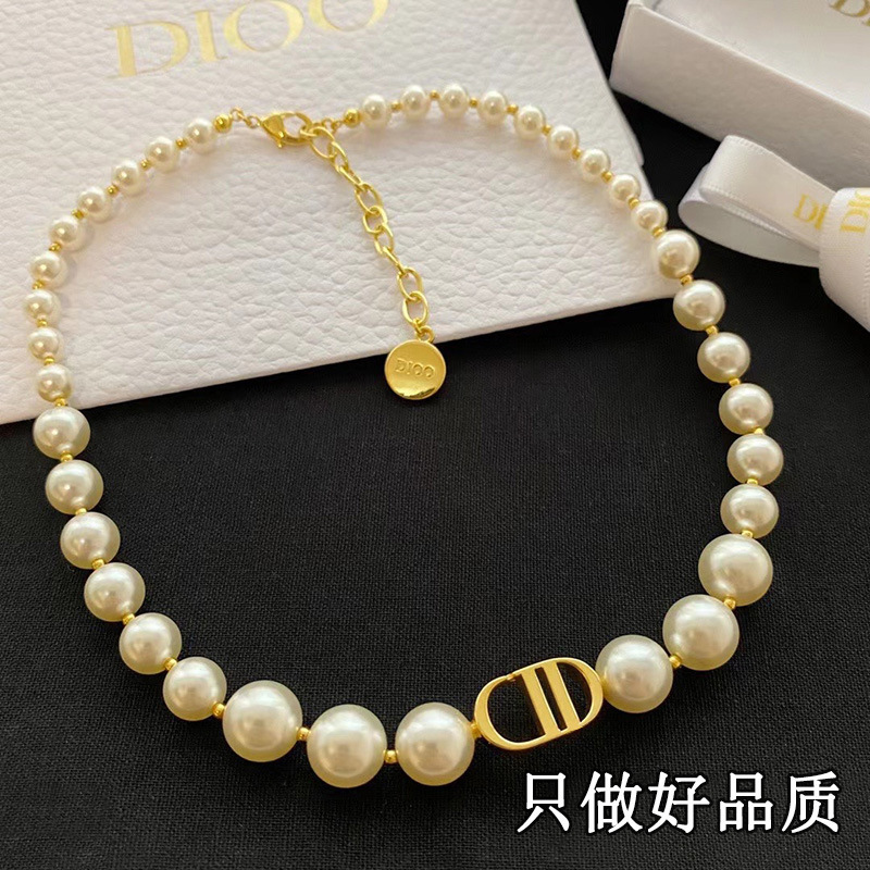 European and American Cross-Border Aliexpress Dijia Cd Pearl Necklace, Simple and Elegant, Light Luxury, Niche Women's Choker Necklace European and American Cross-Border Aliexpress Dijia Cd Pearl Necklace, Simple and Elegant, Light Luxury, Niche Women's Choker Necklace