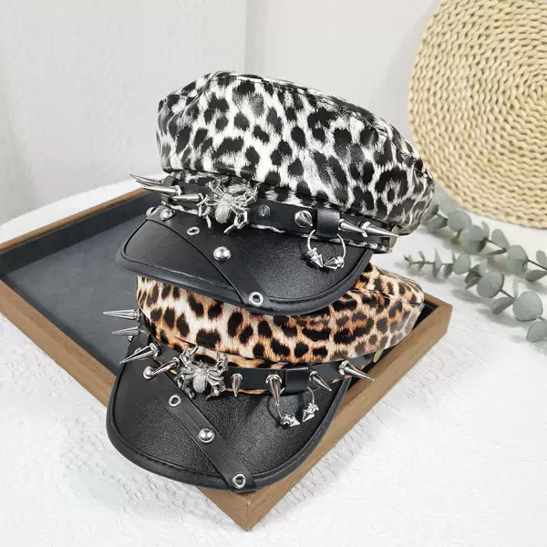 Cross-Border Leather Rivet Performance Navy Hat New Leopard Print Personalized Punk Style Curved Brim Face-Showing Small Duck Tongue Flat Hat