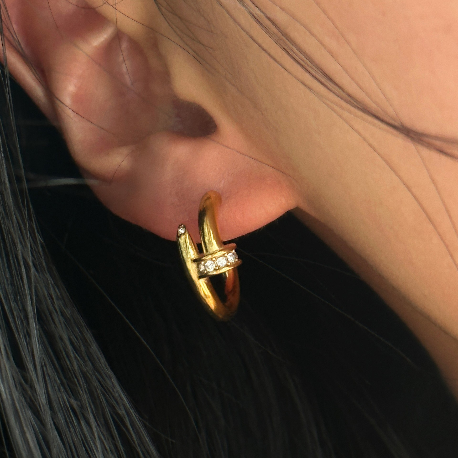 Daily Occasion 304 Stainless Steel, Titanium Steel Material 1 Pair Simple Style C Shape Plating Inlay Titanium Steel Zircon Ear Studs