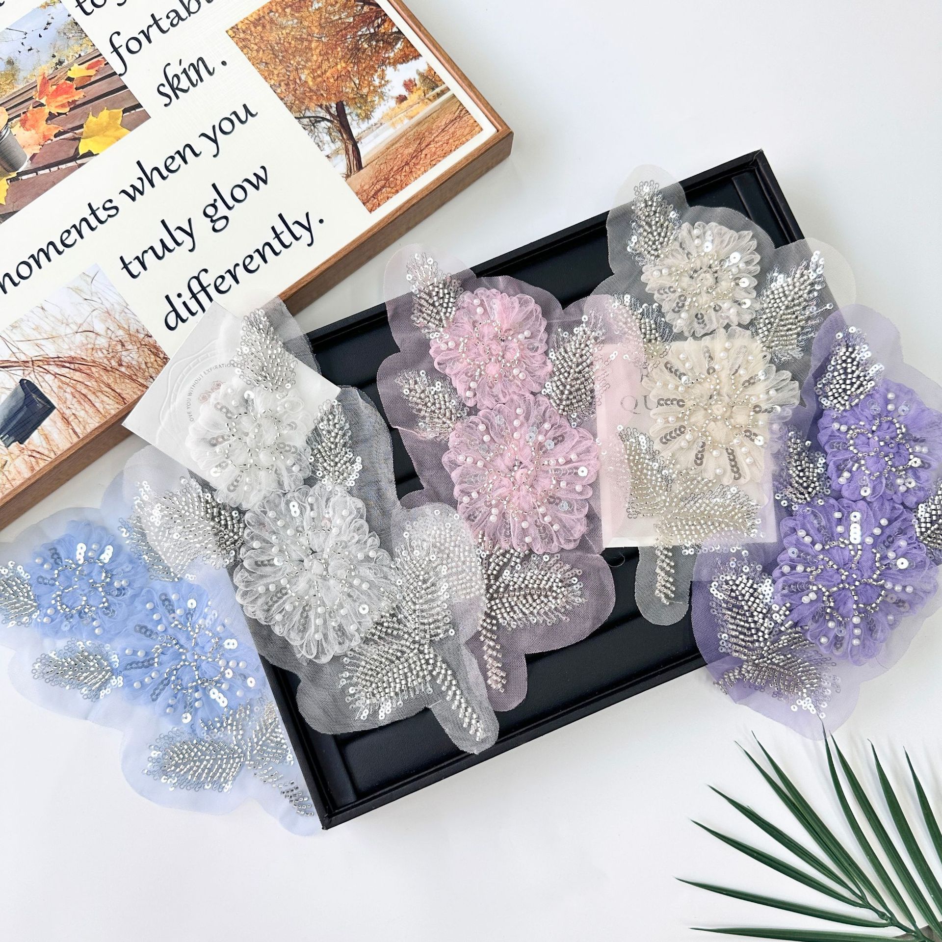 Nuevos clavos de cuentas de flores tridimensionales flor sequin de tela pegada flor de pecho vestido de boda accesorios DIY fábrica directa image 3