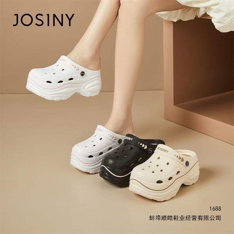 Clearance Thick-Soled Clogs for Women, 2026 Summer New Fashion Lightweight Comfortable Slip-On Half-Slippers Suitable for Outdoor Wear Clearance Thick-Soled Clogs for Women, 2026 Summer New Fashion Lightweight Comfortable Slip-On Half-Slippers Suitable for Outdoor Wear