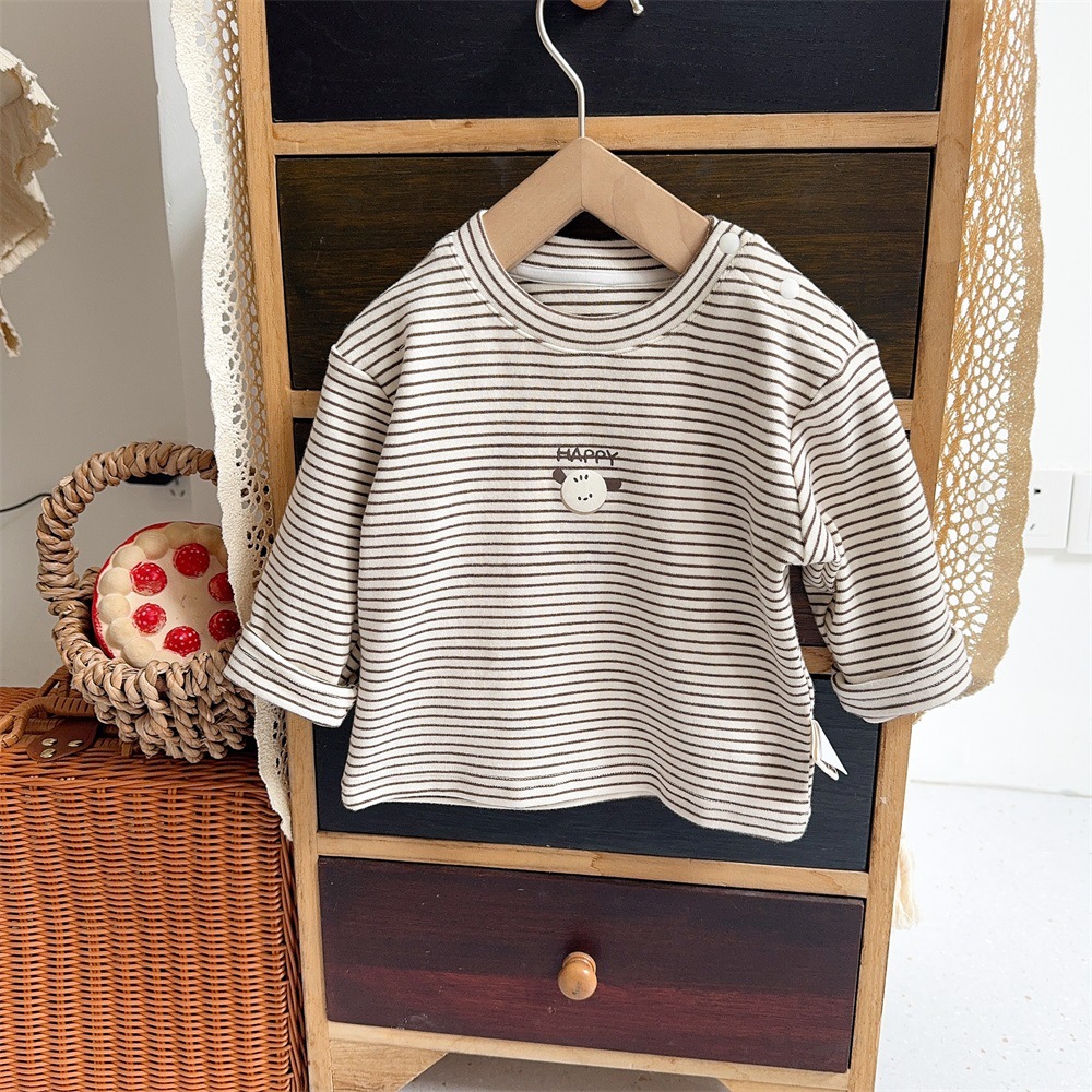 Versión coreana de ropa de otoño e invierno para bebés, chaleco de pana grueso y cálido más pantalones de terciopelo, camisa de fondo a rayas, traje de tres piezas