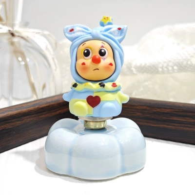 Car ornaments: Ceramic Rotating Figurine, Modified