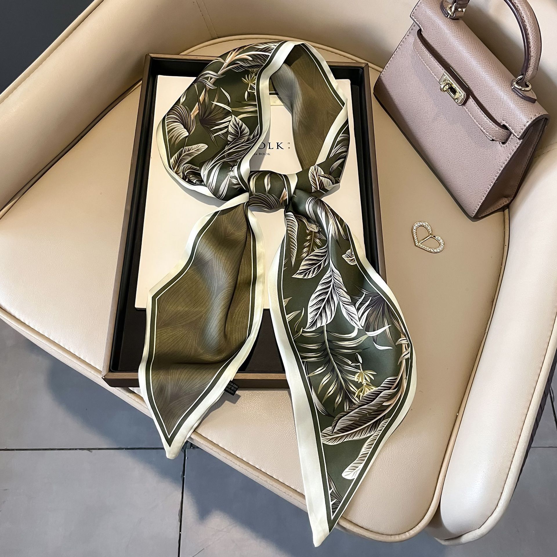 Nuevo caju pequeño cinturón de bufandas onduladas caju multifuncional cinturón de pelo de alta calidad bufandas profesionales