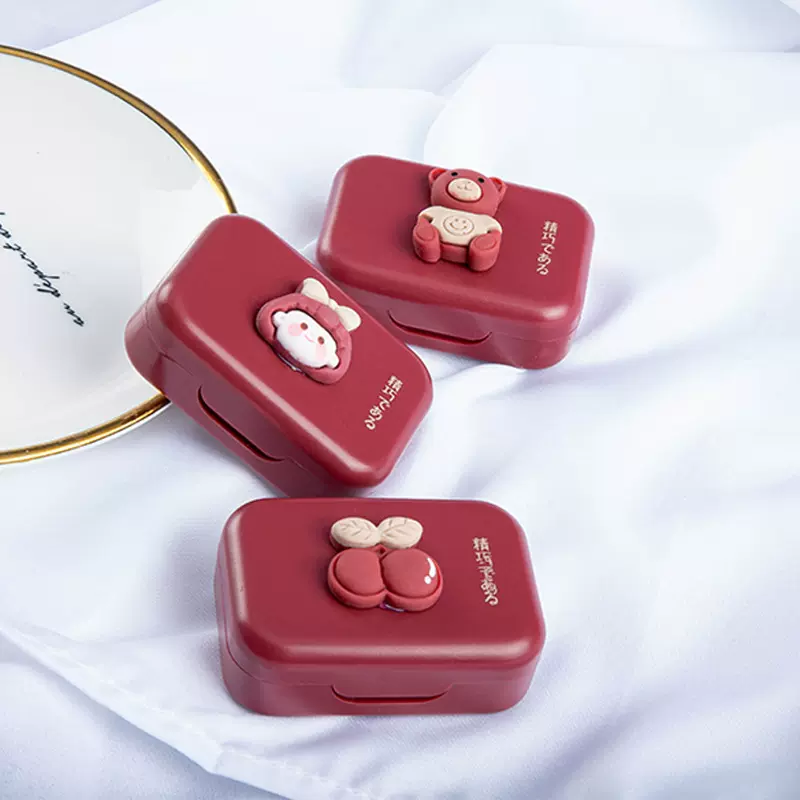 可爱的美瞳盒日系ins风隐形眼镜盒便携式美瞳盒子小巧简约伴侣盒