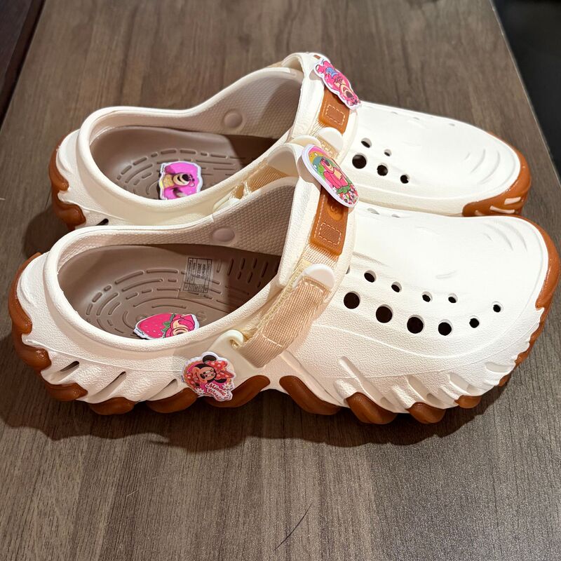 New Style Corrugated Tank-Style Clogs for Men, Outdoor Beach Shoes, Closed-Toe, Non-Slip, Breathable Sandals, Available for Wholesale and Dropshipping