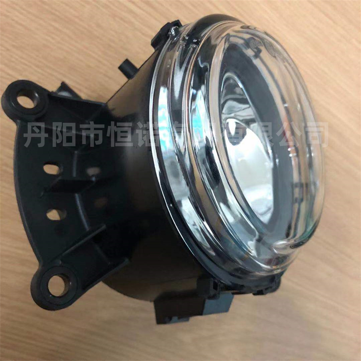Aplicable a Mercedes-Benz MP4 nueva lámpara de niebla 2645 camión pequeña lámpara circular 9608200556 9608200456