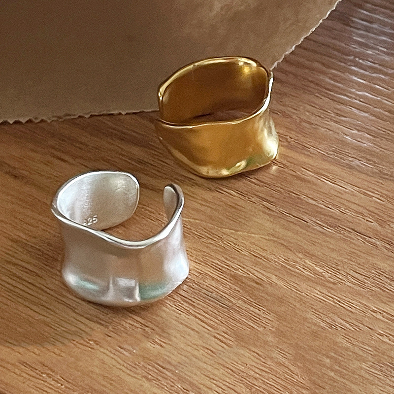 Minimalist Wide Ring Two-tone Matte Gold And Silver For Women_voghion.com