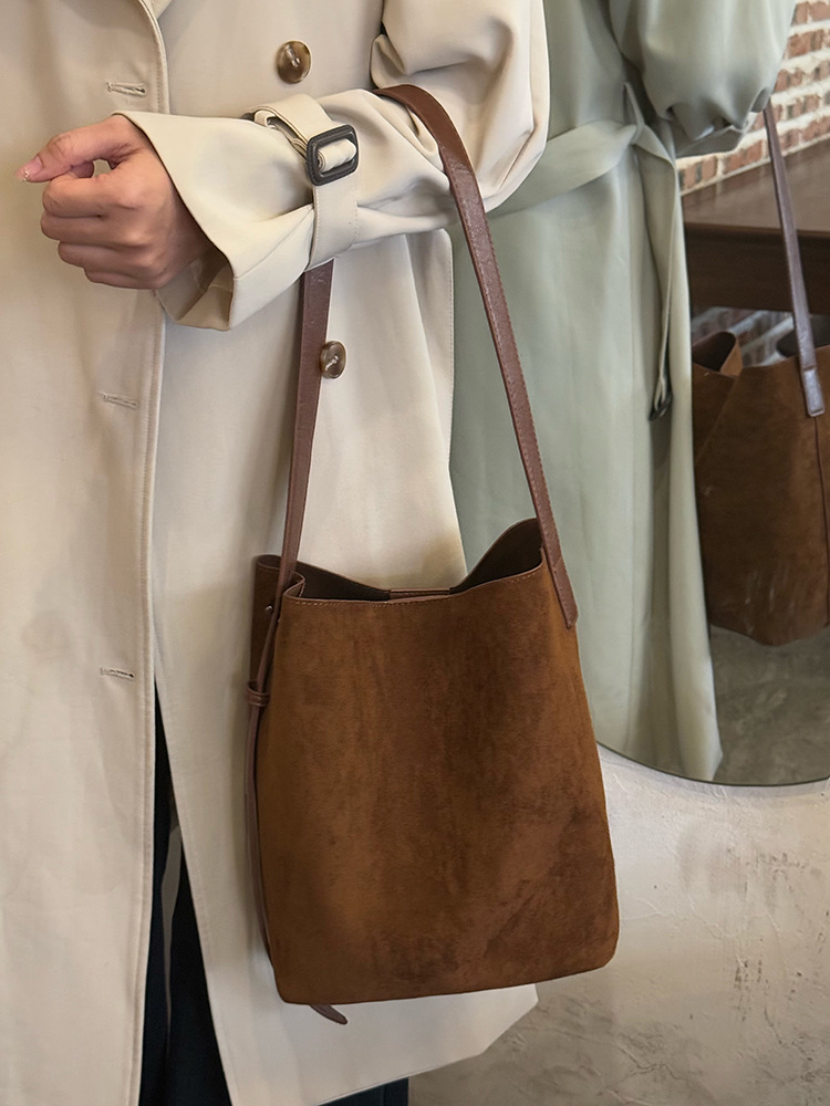 Retro Matte Suede Underarm Bucket Bag For Women, Large Capacity Leopard Print Shoulder Crossbody Bag, Niche Commuter Mother-Daughter Bag Set - Thumbnail 8
