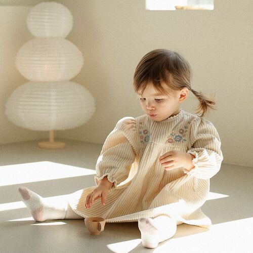 Girls Dress Spring 2024 Spring New Children's Spring Style Little Girl Corduroy Embroidered Long Sleeve Princess Dress