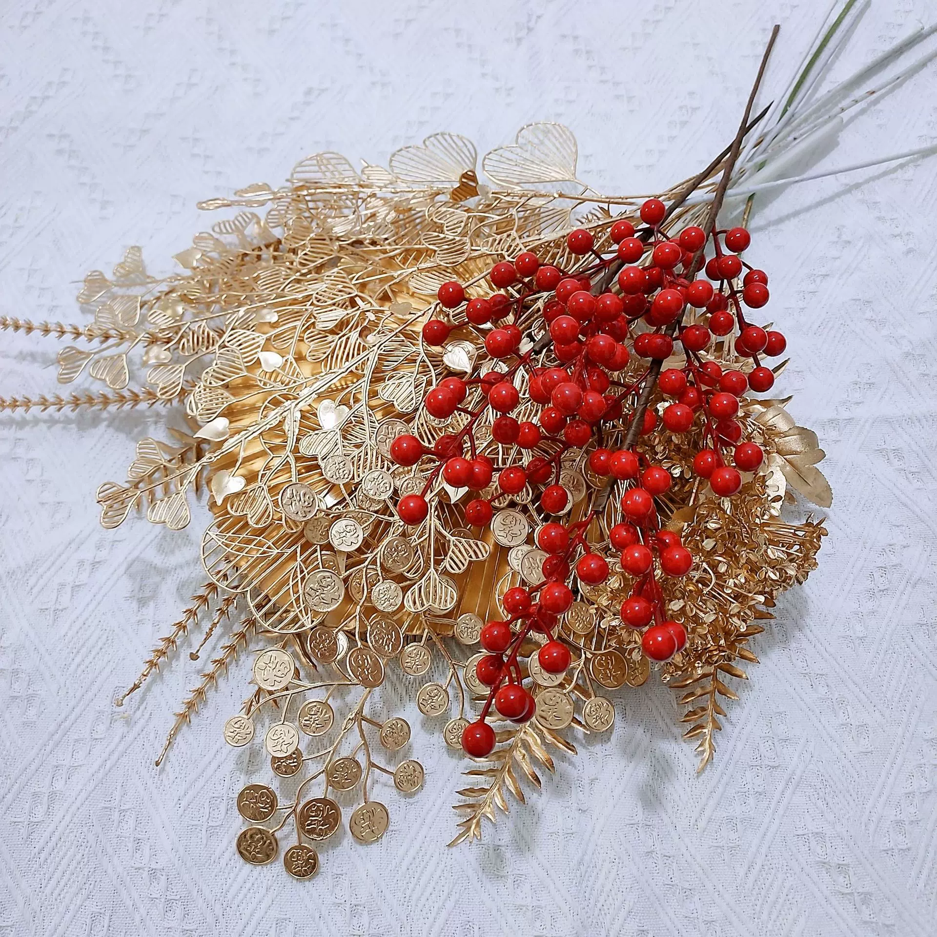 金色塑料仿真花尤加利银杏叶年宵花材新年福桶花材过年插花红果批