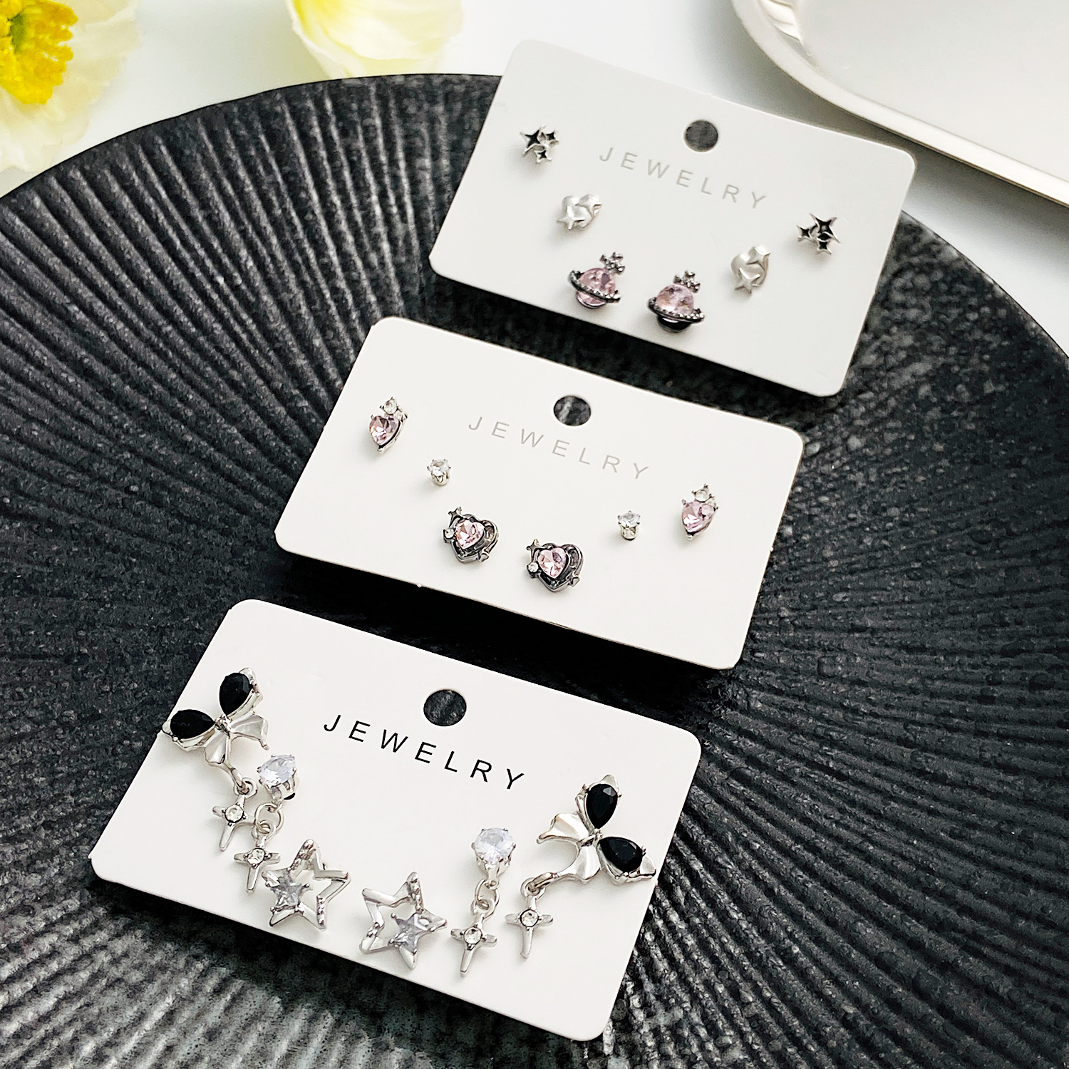 1 Jeu Style IG Géométrique Placage Incruster Alliage Strass Des Boucles D'Oreilles display picture 3