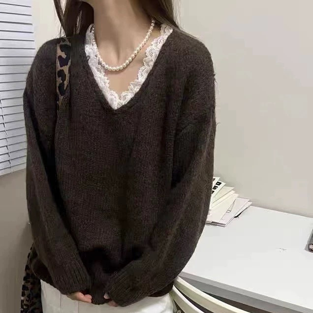韩系V领蕾丝拼接毛衣女2025年秋季新款宽松慵懒软糯套头针织上衣|undefined