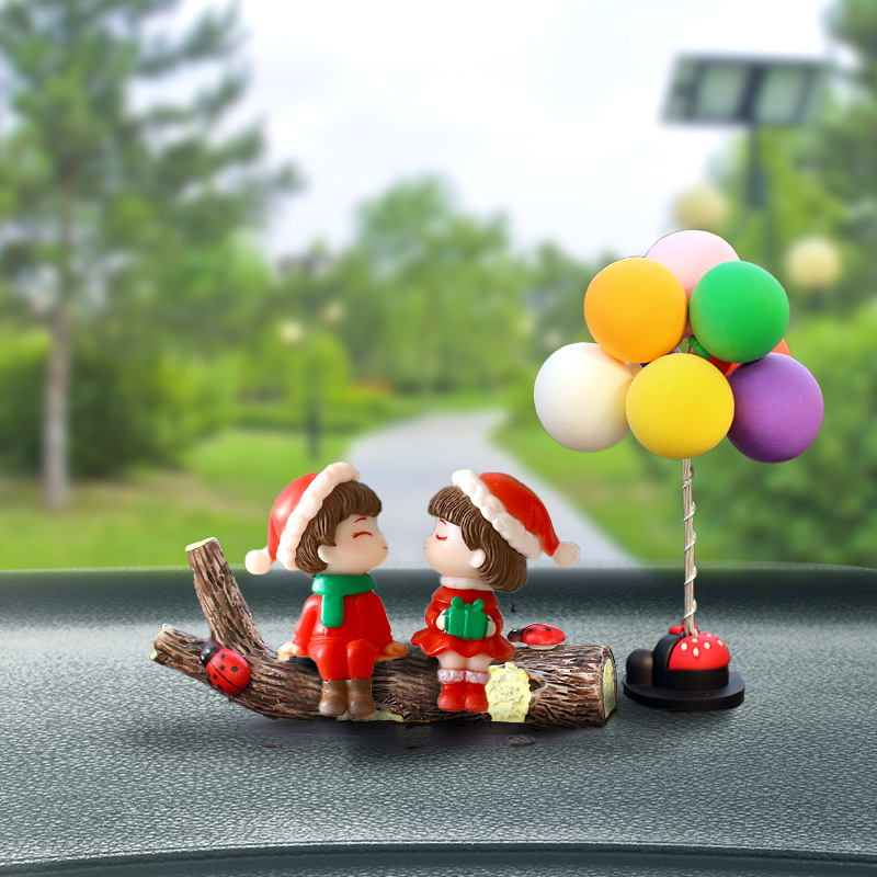 Coche de Navidad Consola central de coche Decoración de pareja linda creativa Decoración de escritorio de muñeca creativa de Navidad transfronteriza