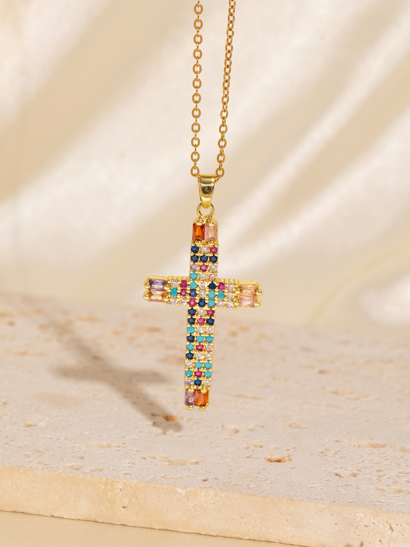 Women's Gender Copper Plating Cross Zircon Pendant Necklace