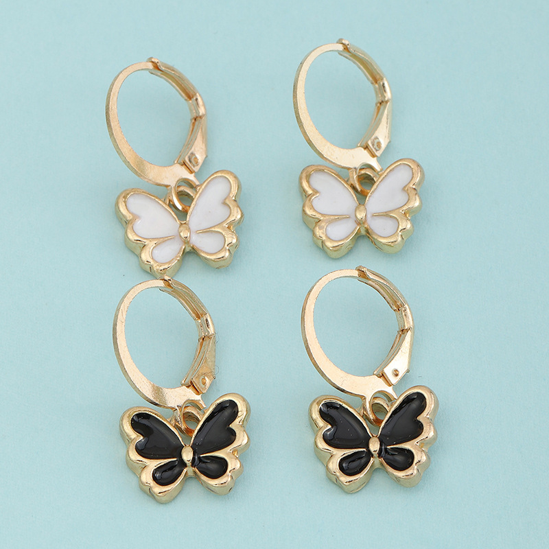 Cross-border Ins Butterfly Girls' Earrings European And American Retro Homemade Alloy Dripping Small Butterfly Ornament display picture 4