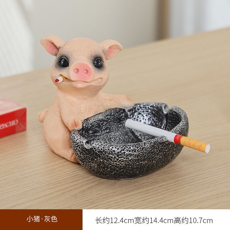 공을 들고 있는 돼지(흰색) - 럭비공(은색)