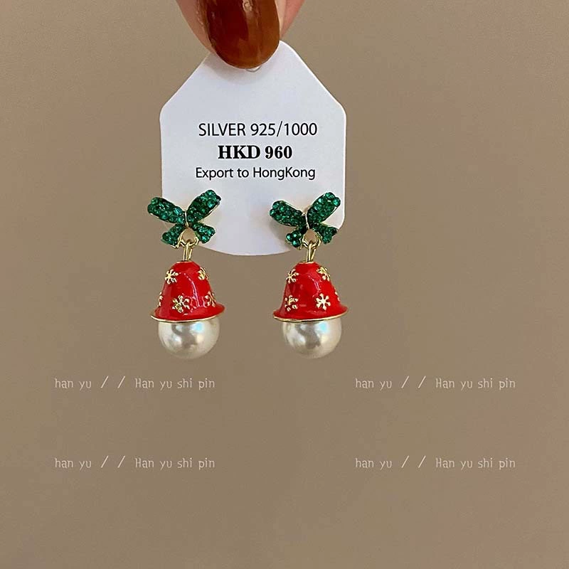 Asymmetrical Earrings, European Style for Elderly, Christmas Motifs, Lightweight 10 cm