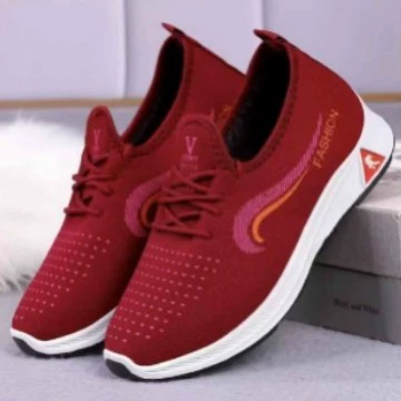 Новый стиль, старая пекинская тканевая обувь, подарки для продажи, женская обувь, повседневная обувь, мягкая подошва для женщин среднего и пожилого возраста, удобная и нескользящая.