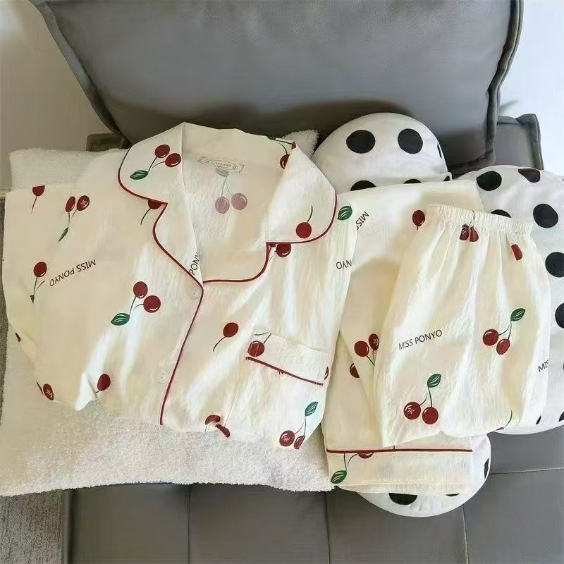Al por mayor transfronterizo primavera y otoño dulce dibujos animados nubes de algodón pantalones de manga larga pijamas de niñas vestidos de hogar