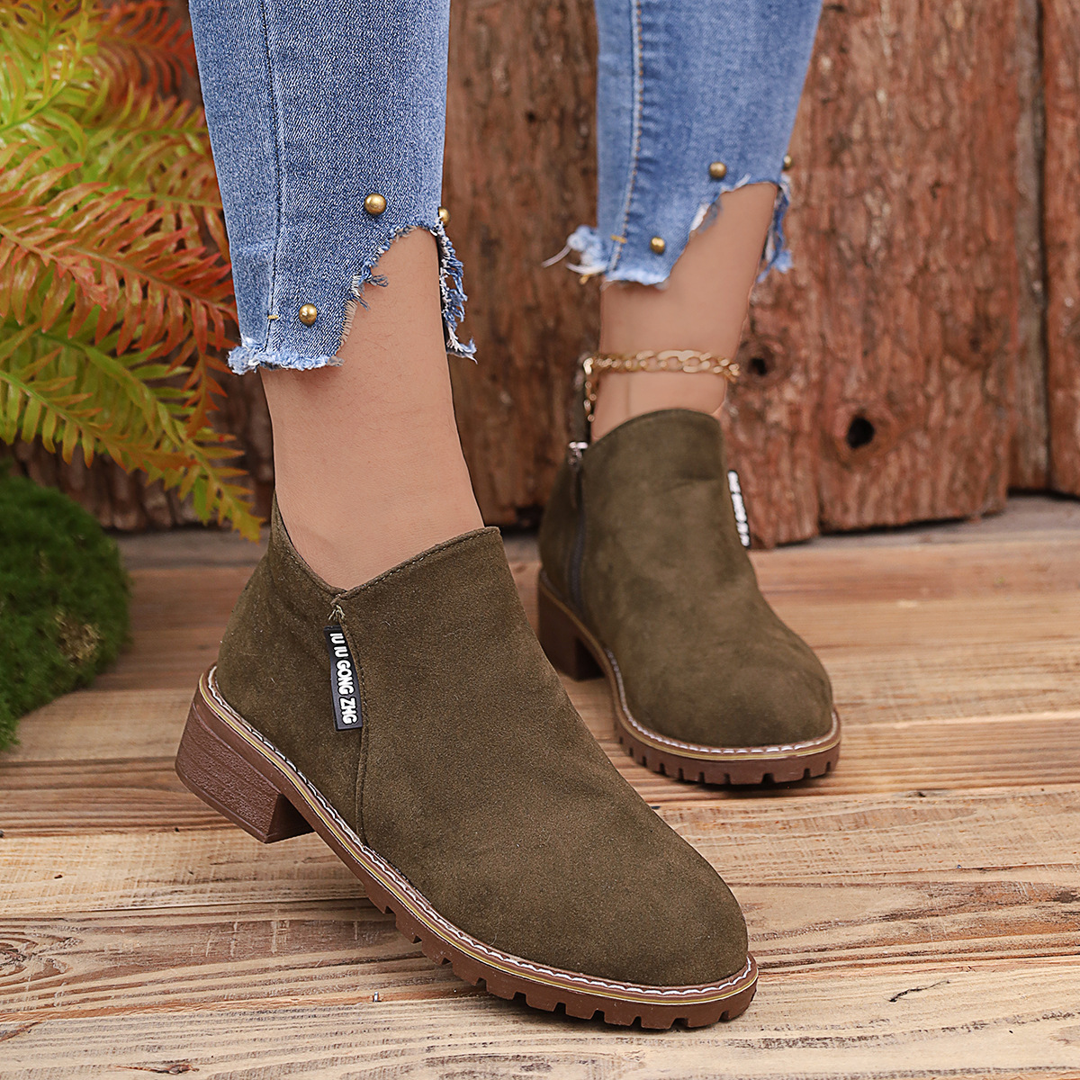 Neue kurze, gefrostete Vintage-Booties für Damen mit klobigen Absätzen und seitlichen Reißverschlüssen_voghion.com