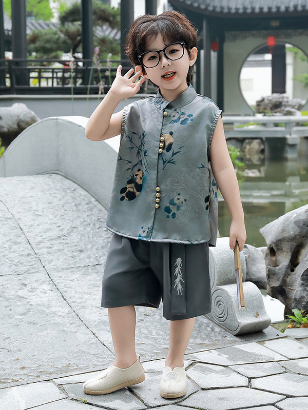 夏の漢服スーツ 2025 新しい男の子の古代衣装ショーツ子供唐装夏服ベビー新中国風のノースリーブトレンド|undefined