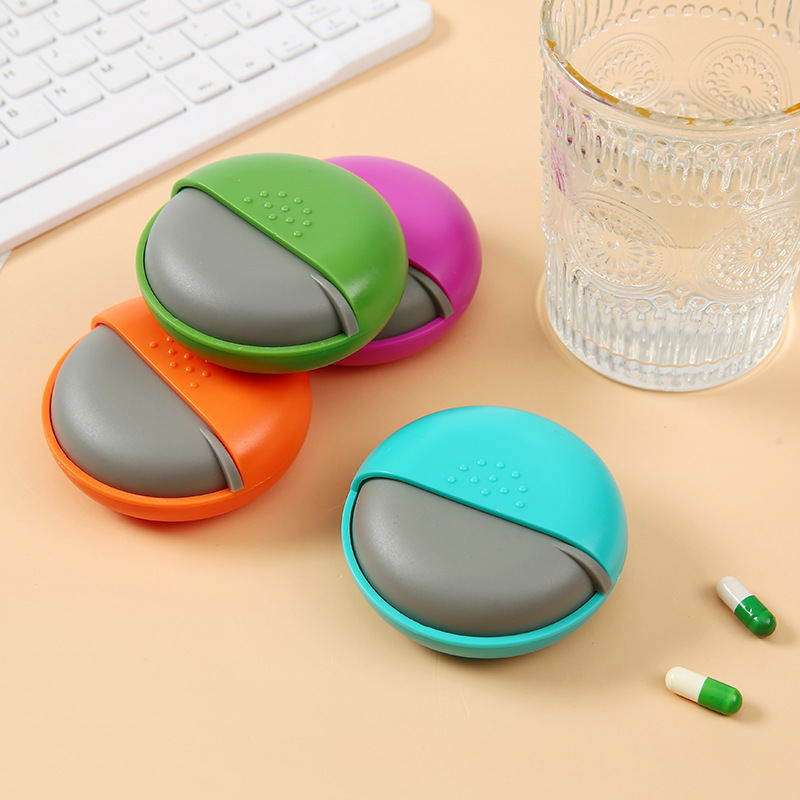 彩色随身圆形旋转单格药盒耳机绕线盒可爱收纳盒防尘药丸医药盒