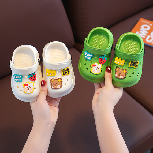 Non-slip soft sole children's holey shoes for boys and girls, beach shoes for middle-aged children, head covering anti-collision children's cool slippers
