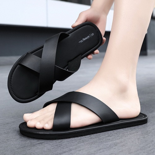 New men's slippers, lightweight, soft soles, comfortable, black, fashionable, casual, simple, stylish, beach sandals, wholesale