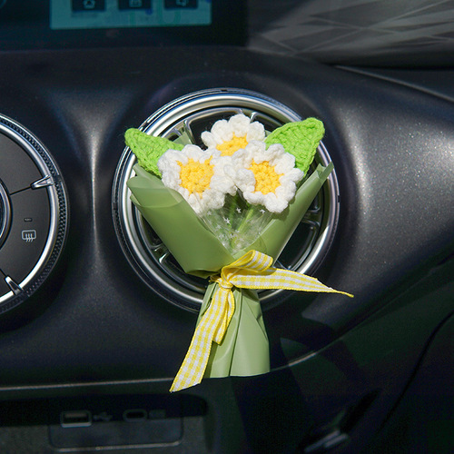 Mini bouquet, hand-woven creative car-mounted simulated bouquet, finished air outlet decoration, gift to the goddess