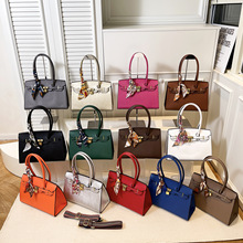 ����������Ů�����ٴ�2026�¿�r��б���Ůʿ����ͨ���K���P���