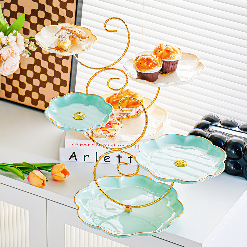 Scandinavian Style Accessible Luxury Fruit Plate Cake Snack Tray Plastic Gold Edge Snack Dried Fruit Plate Wedding Table Display Stand Scandinavian Style Accessible Luxury Fruit Plate Cake Snack Tray Plastic Gold Edge Snack Dried Fruit Plate Wedding Table Display Stand