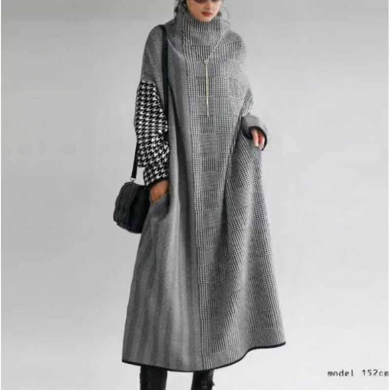 2025 Autumn and Winter Exquisite Design Slimming Look Stylish Japanese Slimming Look Loose Long Houndstooth Sweater Knitted Dress