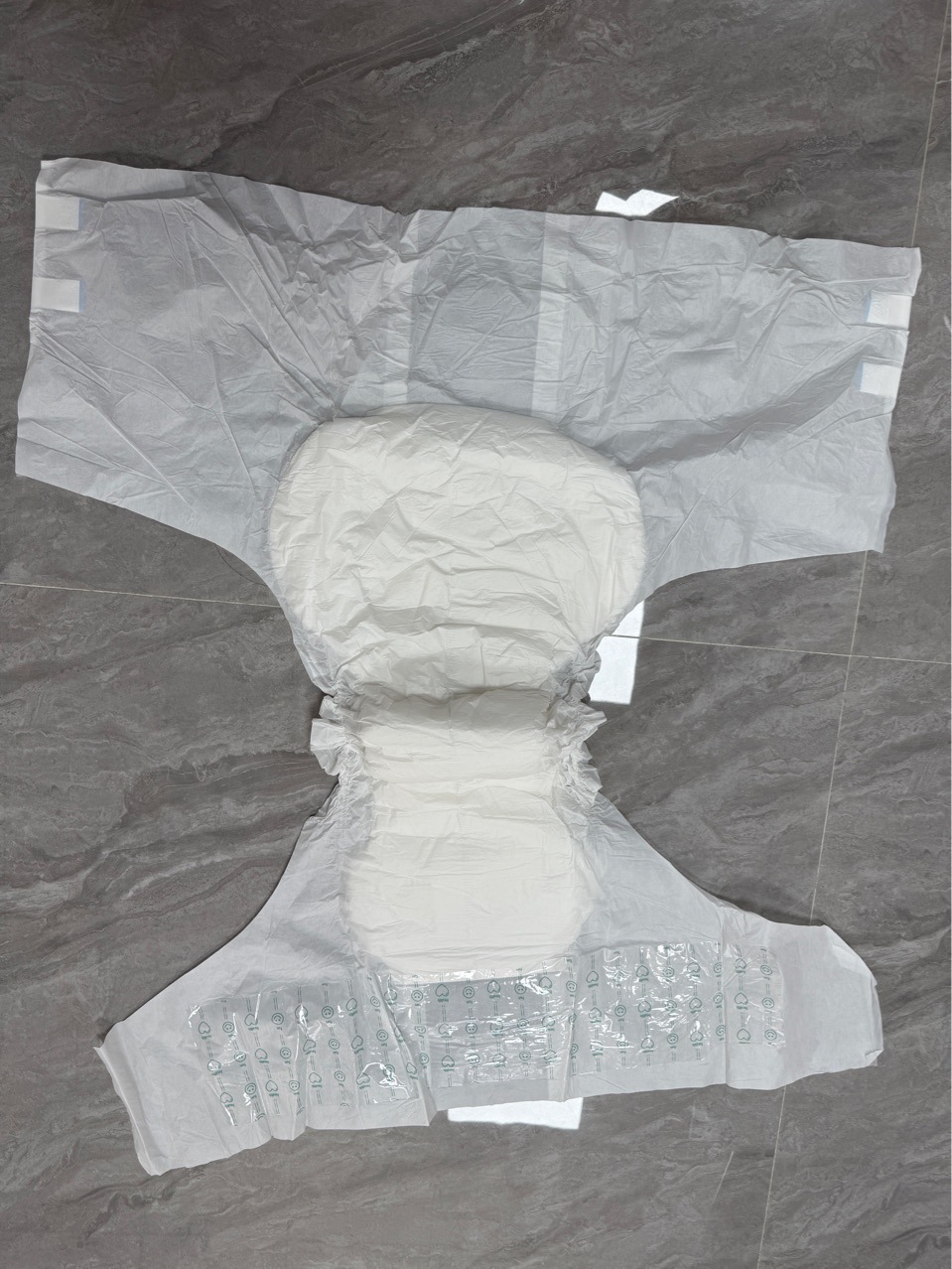 Diapers for the Elderly, Disposable Diapers, Comfortable and Soft, Massive Absorbent Diapers, Adhesive Diapers for Adults