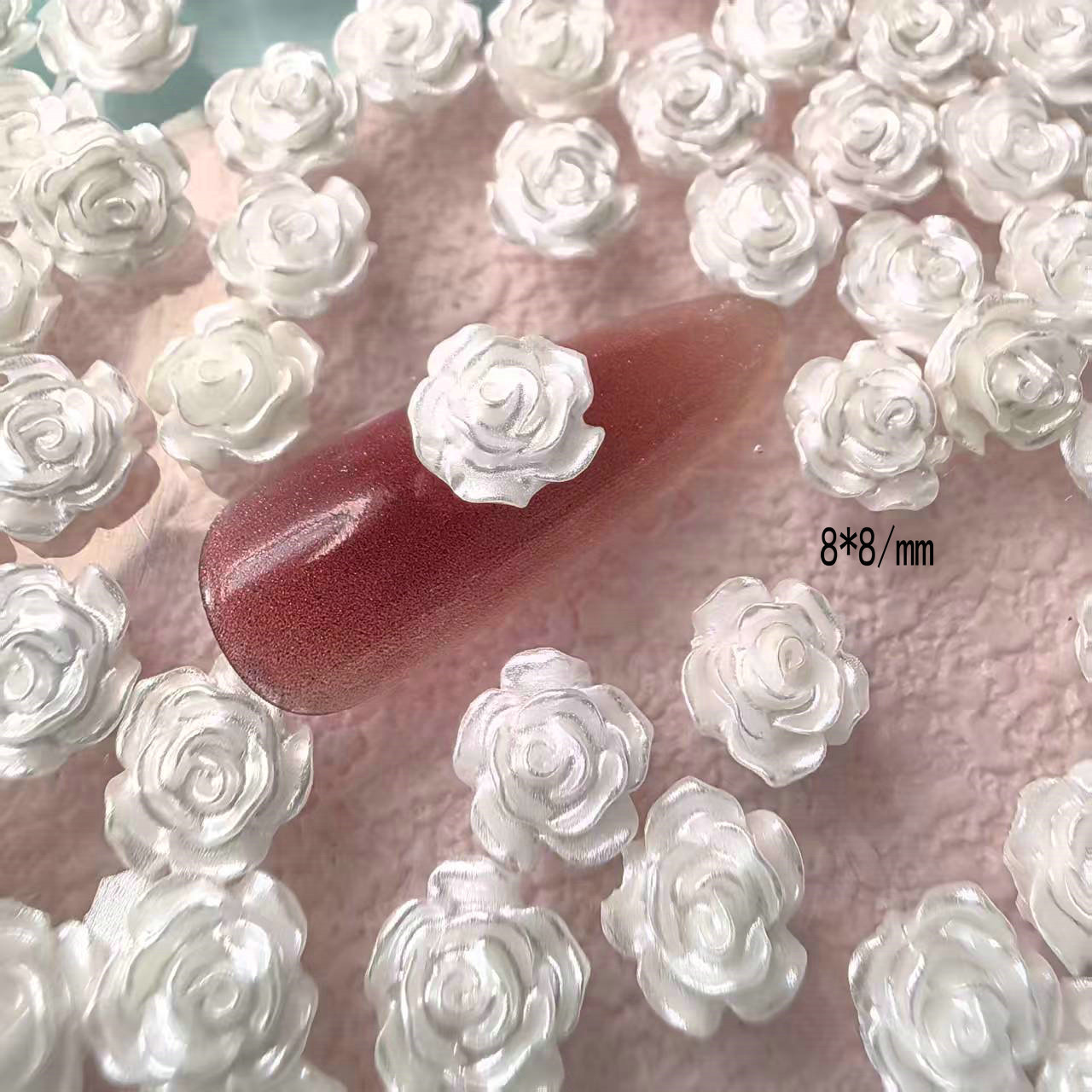 8mm白色玫瑰花美甲饰品批发.jpg