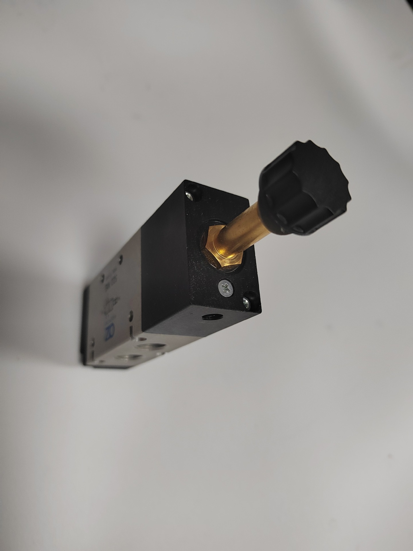 意大利AZ电磁阀522 ME&DC 24V真空元件